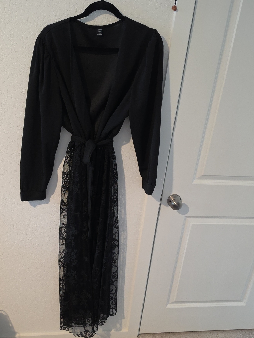 SHEIN Black Lace Panel Tie-Front Robe